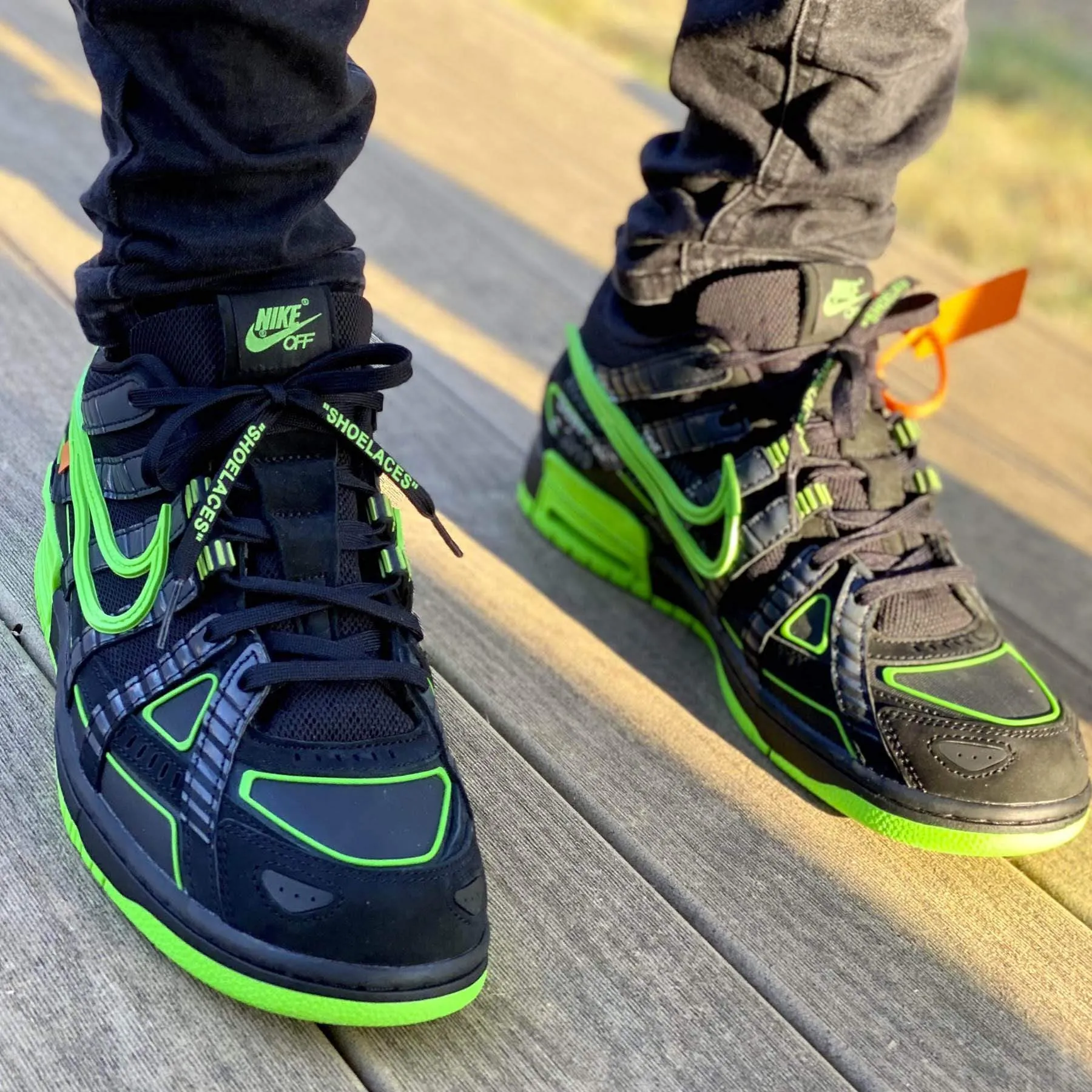 Off-White x Nike Air Rubber Dunk 'Green Strike'