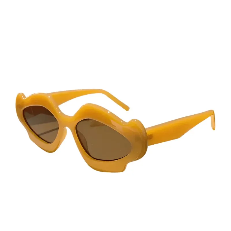 TEEK - Curved Thick Border Sunglasses